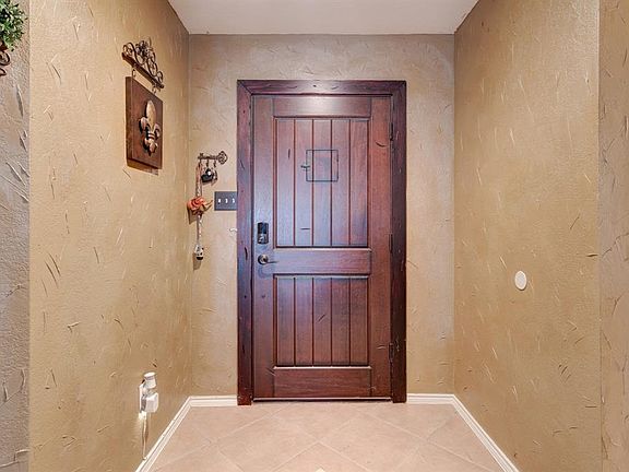 5th image of 9825 Sparrow Hawk Ln