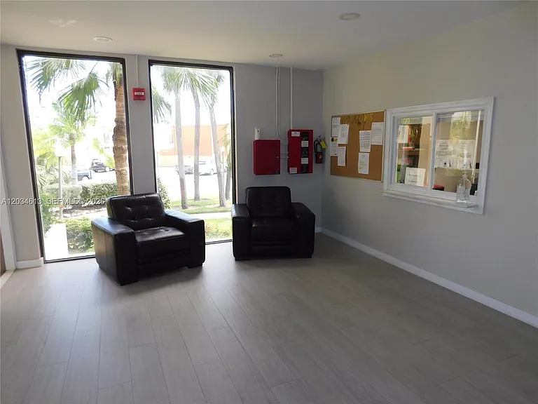 8025 SW 107th Ave #321 — Photo 21