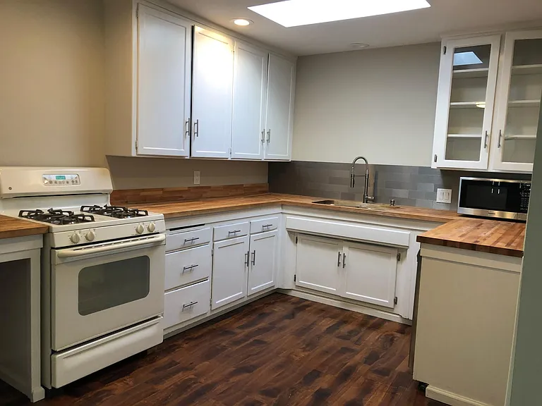 182 Del Norte Way — Photo 4