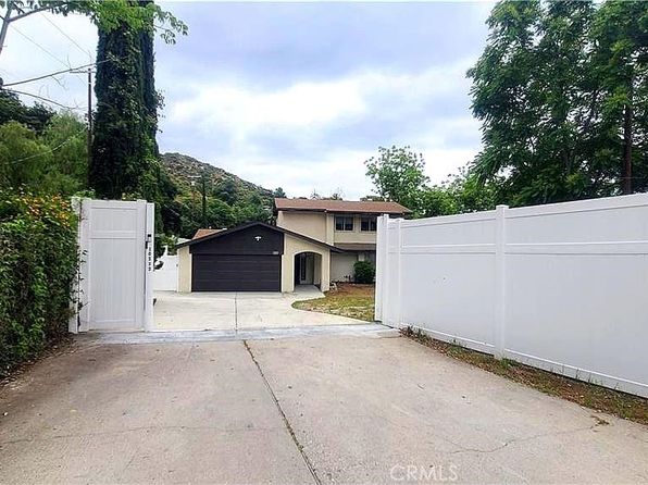 10252 Haines Canyon Ave