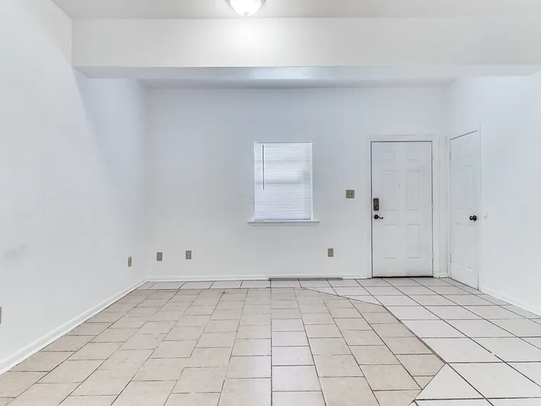 815 Martin Luther King Jr Dr — Photo 21