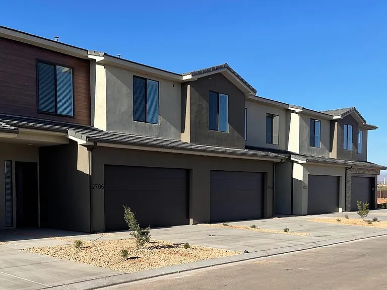 2685 E Rain Tree St — Photo 1