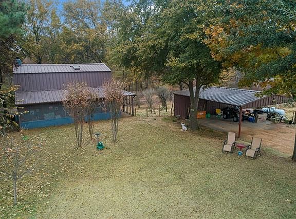 5th image of 735 Private Road 259