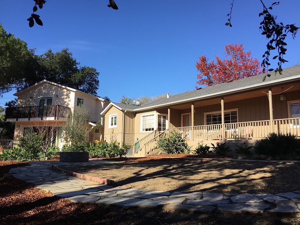 2nd image of 10133 Lily Dr