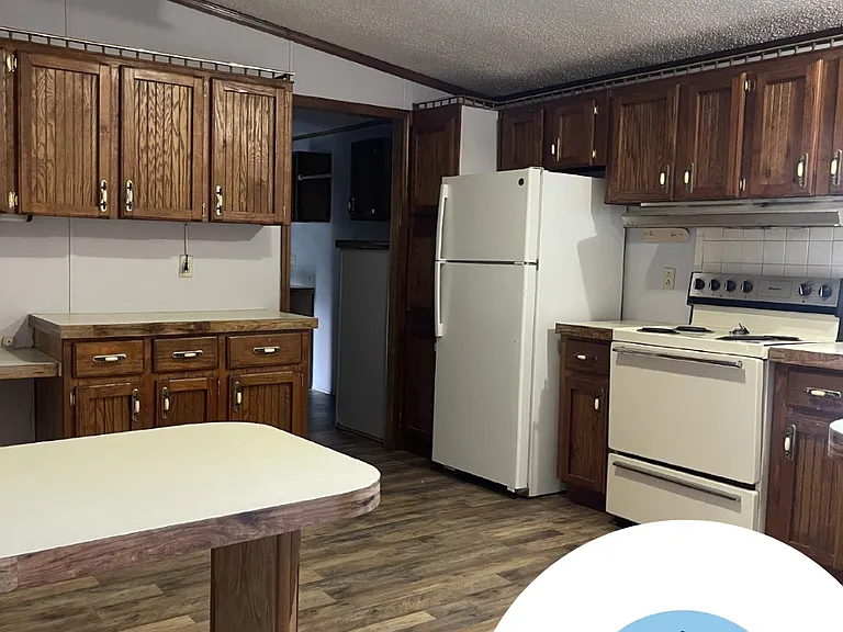 70 Cornwell Dr — Photo 8