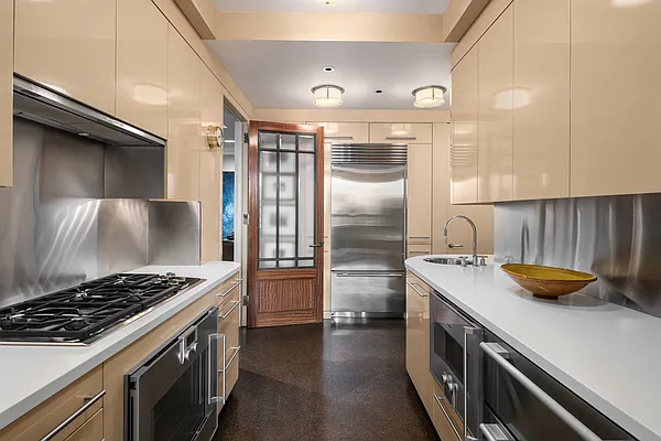 Sold by Compass | media 19