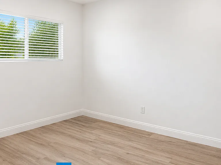 5739 Halbrent Ave #28 — Photo 6