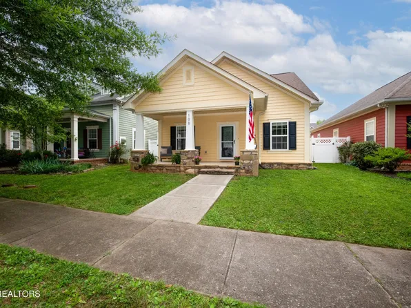 108 Forestberry St, Oak Ridge, TN 37830