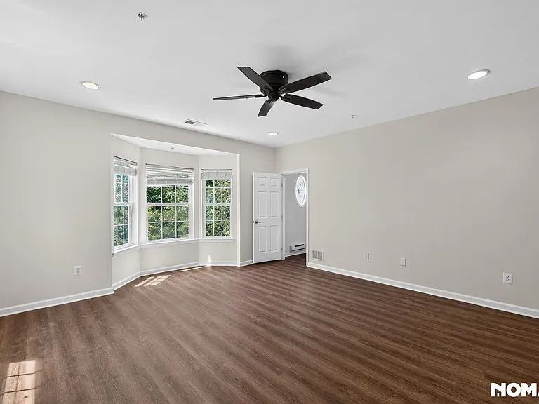 1467 Braden Loop — Photo 12