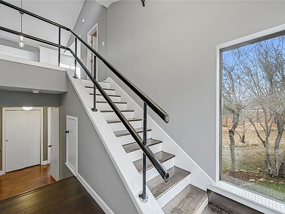 5th image of 20805 Northland Dr