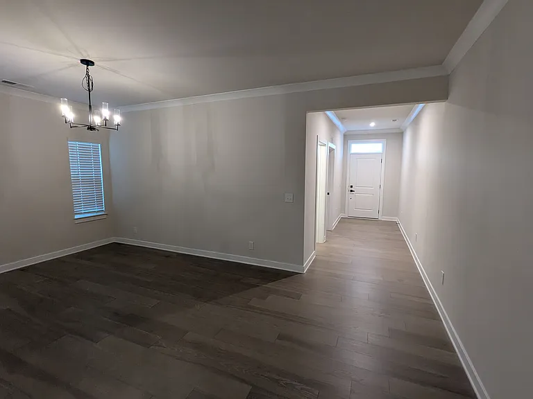 225 Van Zandt Trl — Photo 8
