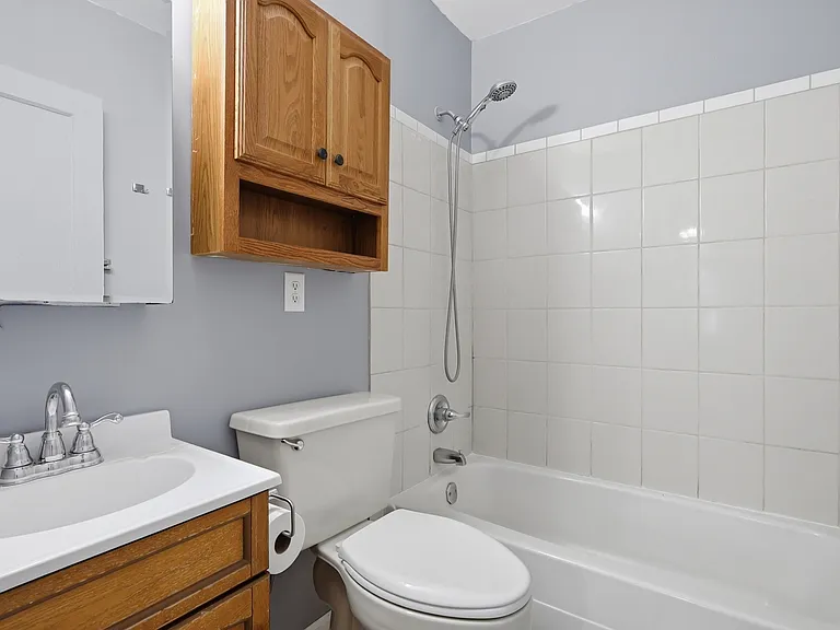 936 Galtier St #1 — Photo 17