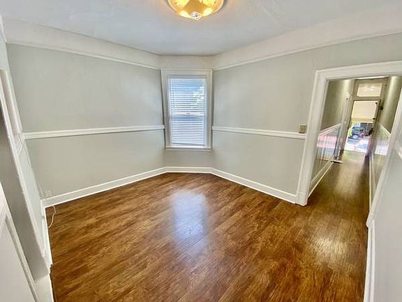 4th image of 3225 Folsom St