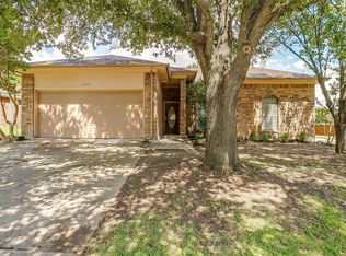 6620 Shadydell Dr, Fort Worth, TX 76135