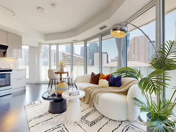 403 Church St #1205, Toronto, ON M4Y 0C9