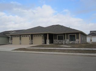 15 Cambridge Cv, Surrey, ND 58785