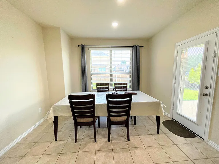 11513 Morrow Ln — Photo 33