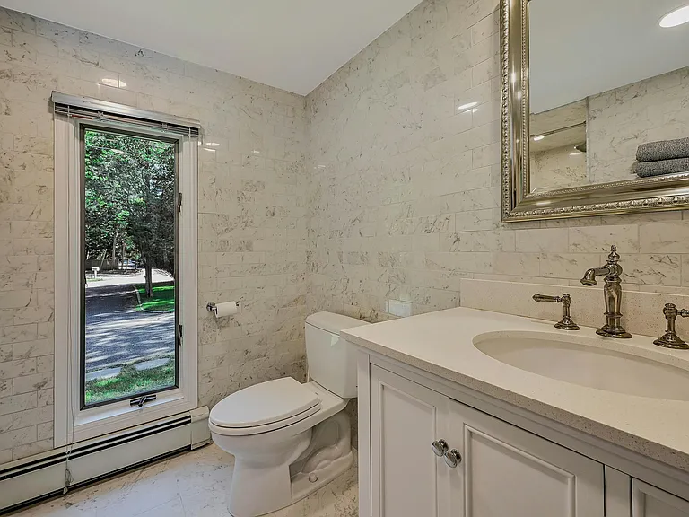 88 Rutland Rd — Photo 13