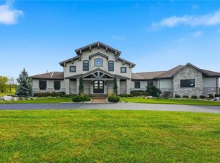 10807 NW Tiffany Springs Rd, Kansas City, MO 64153