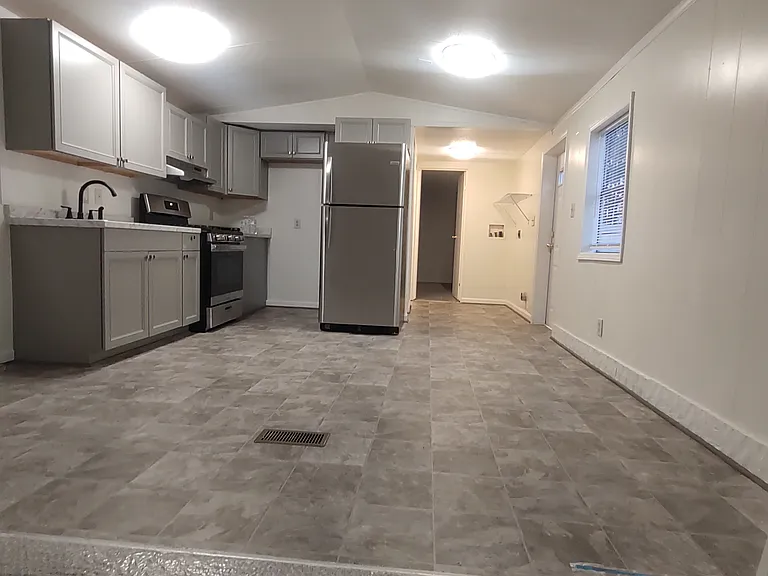 8672 Doris St — Photo 33