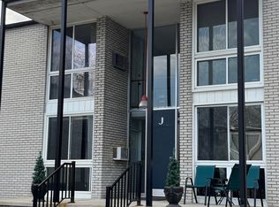 4030 W Thirteen Mile Rd APT J2, Royal Oak, MI 48073