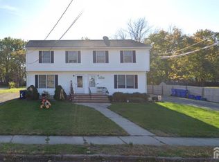 21 Beverly Pl, North Brunswick, NJ 08902