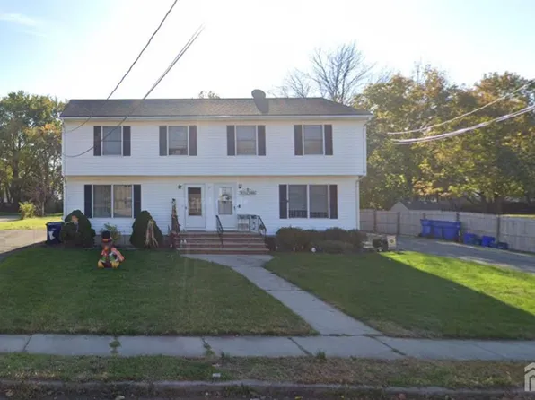 21 Beverly Pl, North Brunswick, NJ 08902