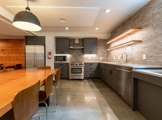 1722 Summit, Seattle, WA 98122