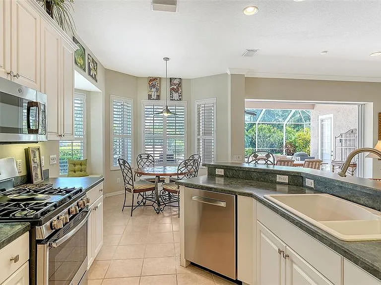 6909 Lennox Pl — Photo 14