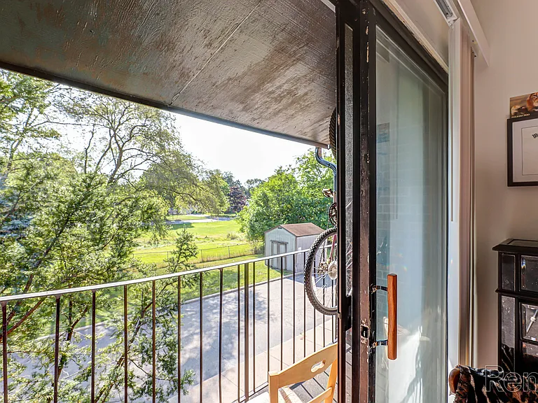 LaFonda Apartments — Photo 1