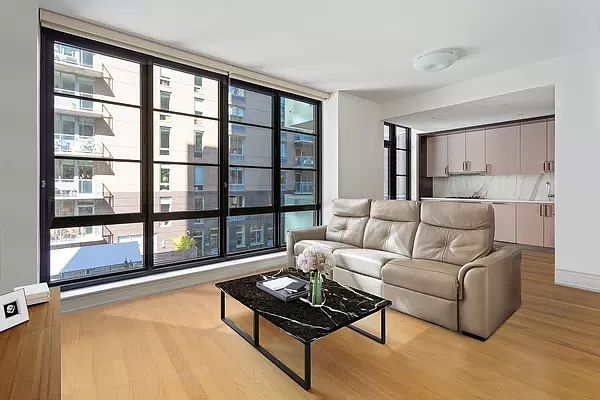 1st image of 261 W 25th St #4NE