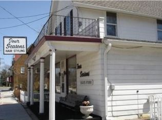 N50W34943 Wisconsin Ave, Okauchee, WI 53069