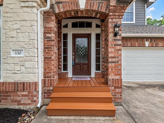 3rd image of 130 Zephyr Bend Pl