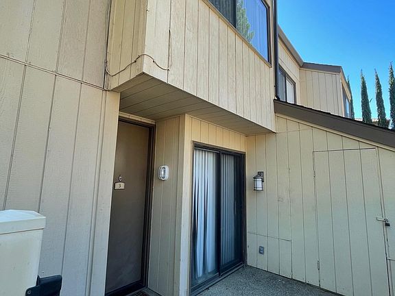 2nd image of 520 Woodside Oaks APT 3