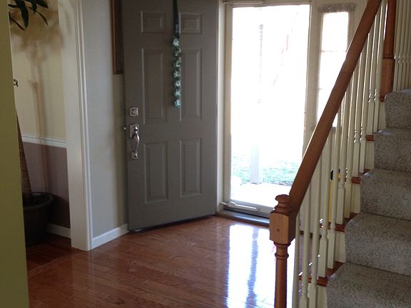 Foyer - 3rd view