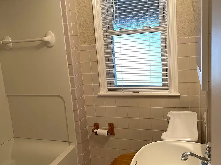 Full bath