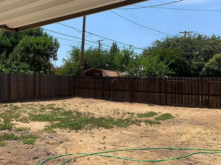 2574 Harvard Ave — Photo 16