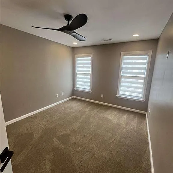 738 Prince Pl NW — Photo 16
