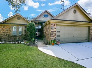 2810 S Peach Hollow Cir, Pearland, TX 77584