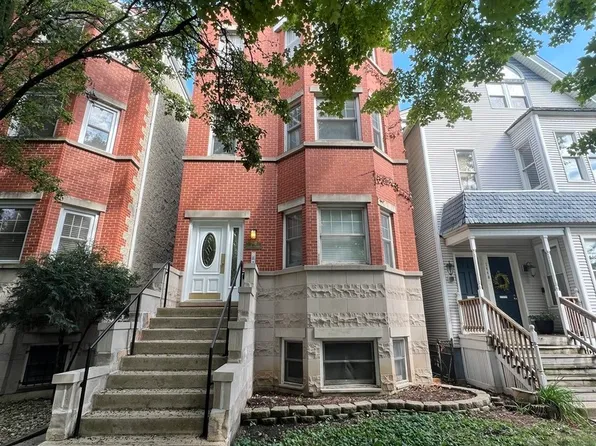 1442 W Melrose St, Chicago, IL 60657