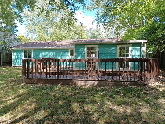 4th image of 9449 English Oak Dr