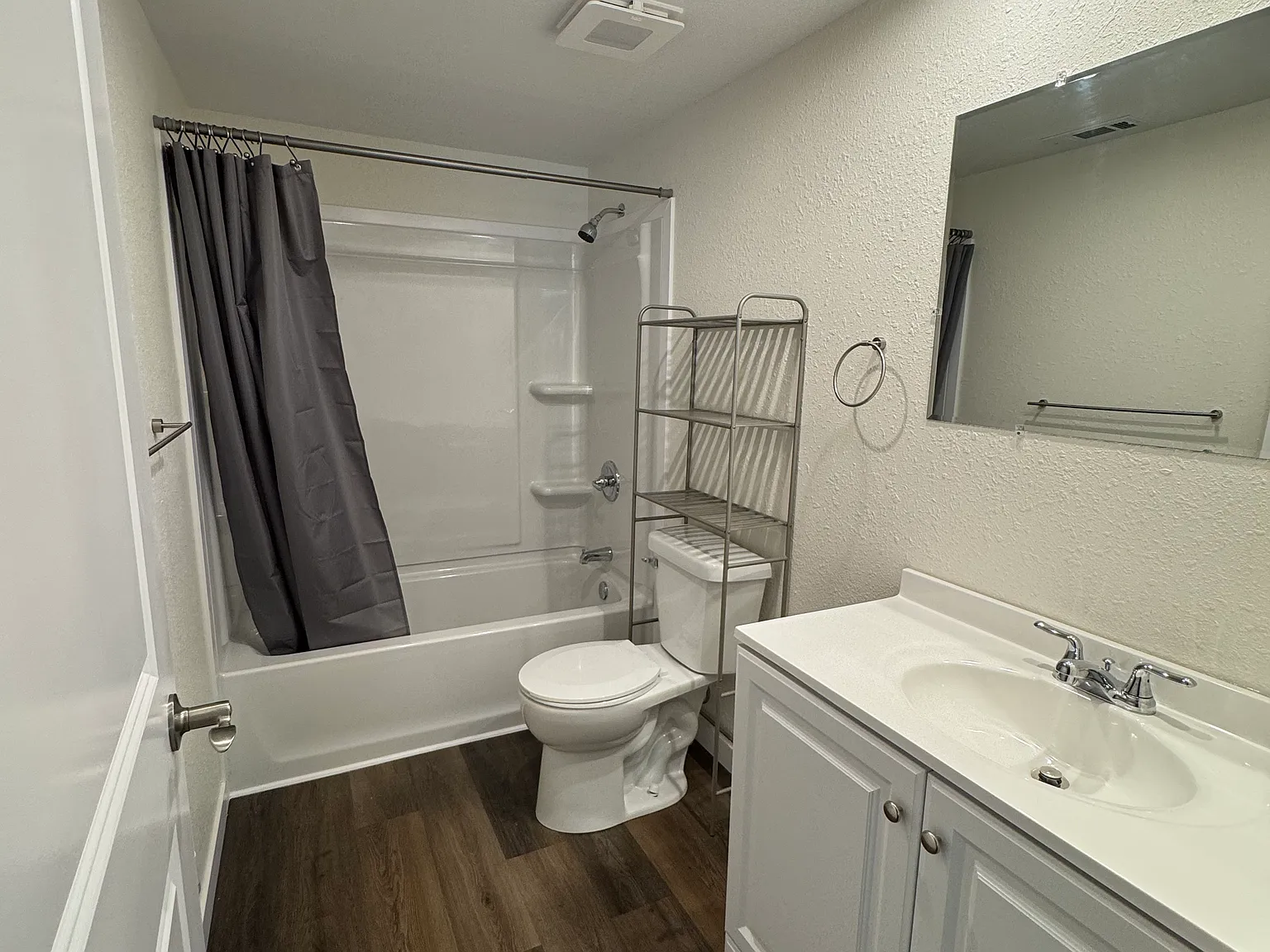 2 bed, 772 sqft, $950 — Photo 4