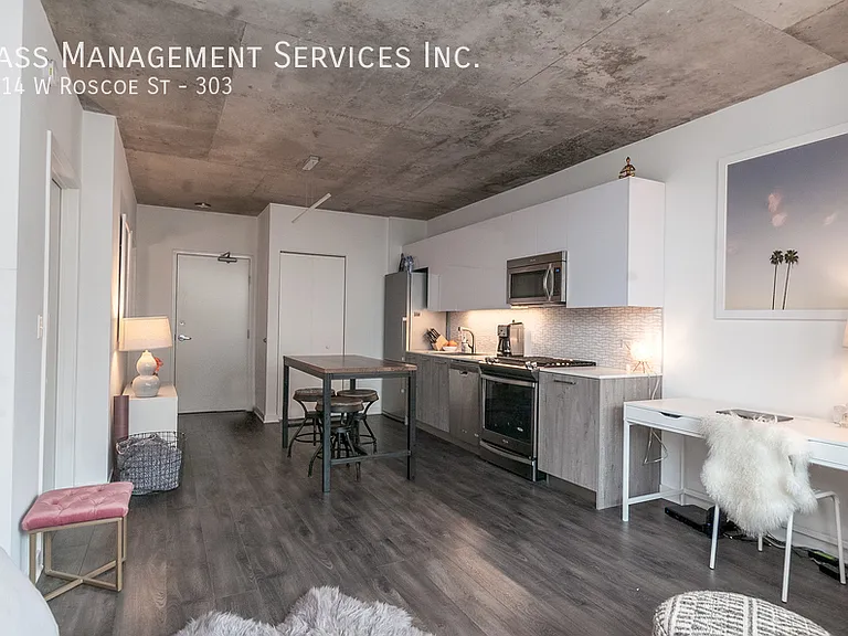 Centrum Lakeview — Photo 20