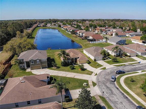 2nd image of 281 Magnolia Park Trl