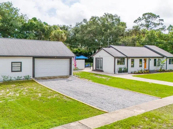 1215 Palmetto St, New Smyrna Beach, FL 32168