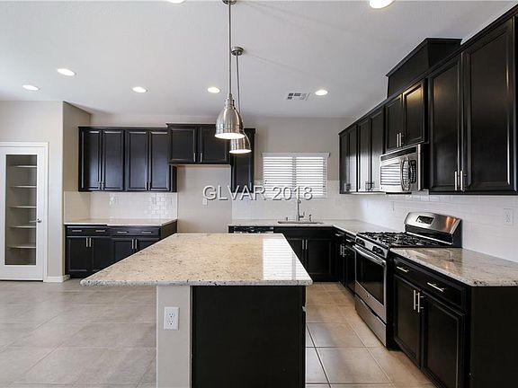 4th image of 8247 Southern Cross Ave
