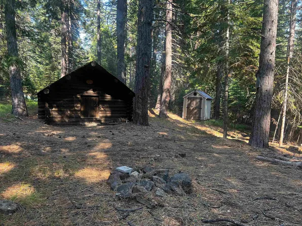 3 Mount Shasta Dr, McCloud, CA 96057