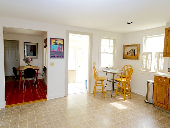 4th image of 126 Central Ave APT 1
