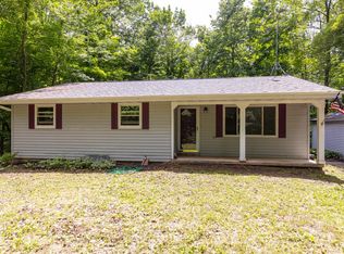 E9003 Worm Rd, New London, WI 54961