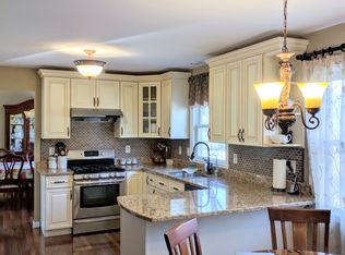 41 Warwick Rd, Little Rock, AR 72205